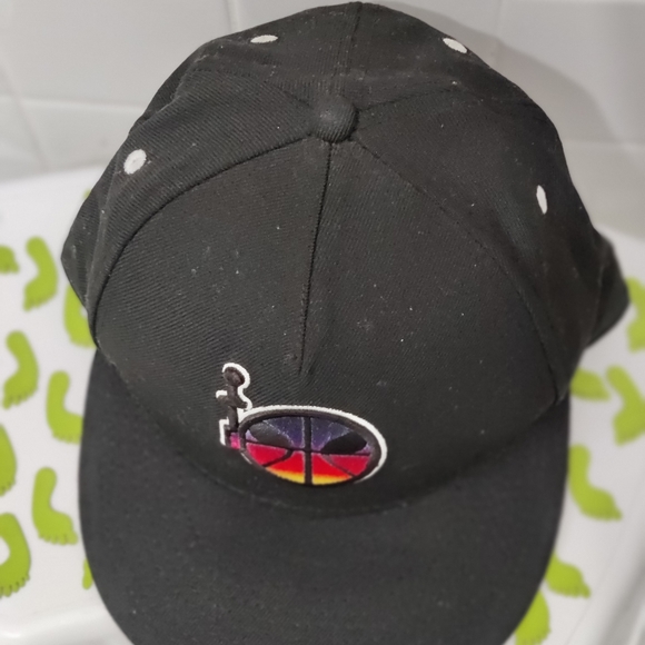Nike area72 fitted cap size 7 3/8 - Picture 2 of 5